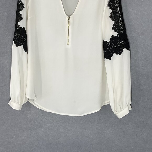 Express Top Women Sz S Ivory Black Lace Detail V-Neck Zip Front Office Career - Picture 6 of 12